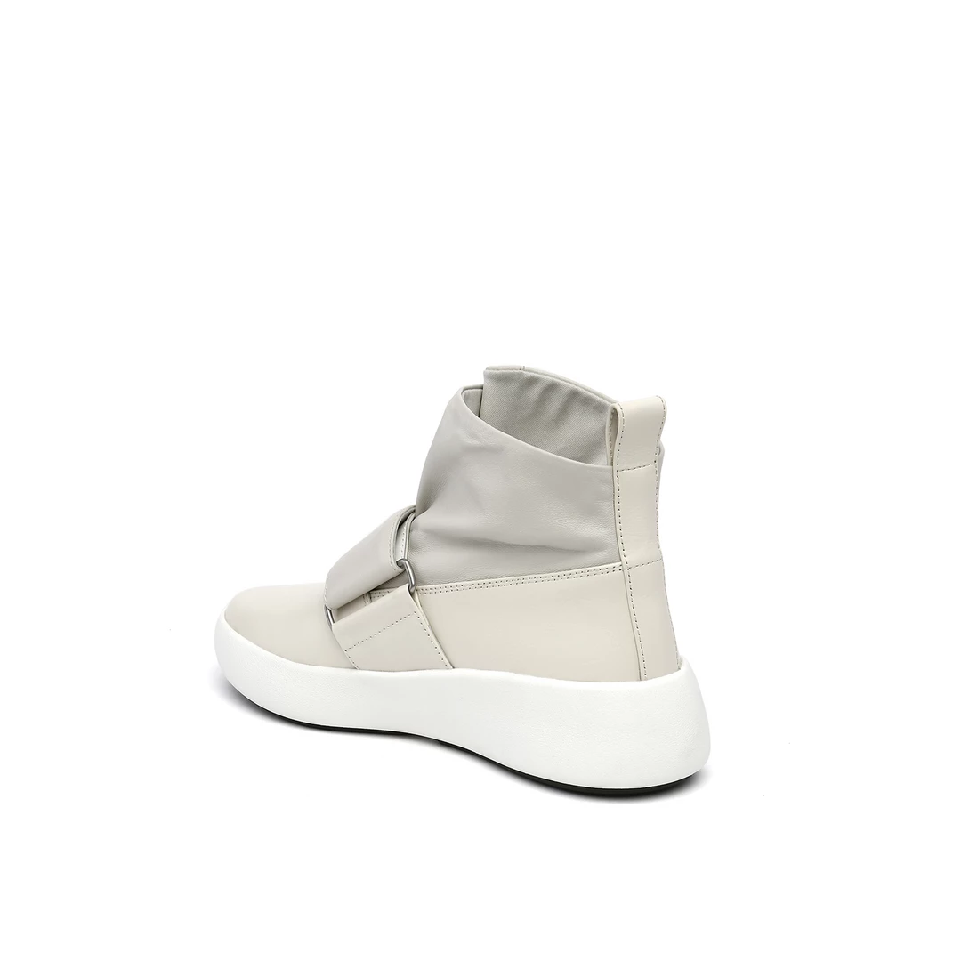 ISSEY MIYAKE X UN Flux Sneaker WOMEN