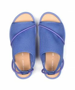 ISSEY MIYAKE X UN WOMEN Bind