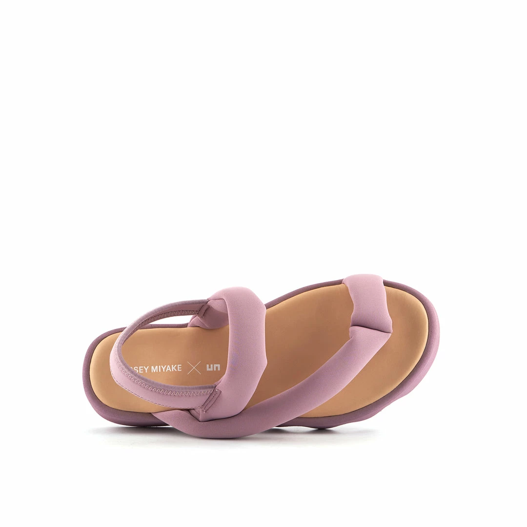 ISSEY MIYAKE X UN Bounce Sandal