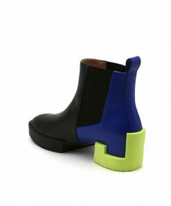 ISSEY MIYAKE X UN WOMEN Cubic Bootie