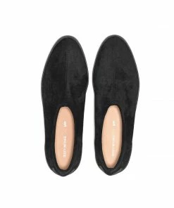 ISSEY MIYAKE X UN Skin Flat