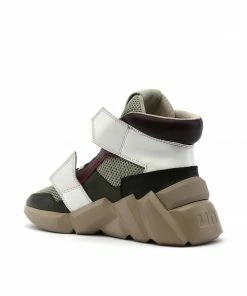 Unitednude Space Kick Jet Hi