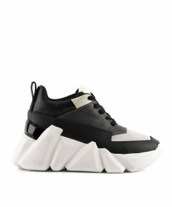 Unitednude Space Kick Max