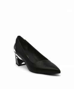 Unitednude Twist Flow Pump