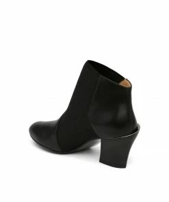 ISSEY MIYAKE X UN WOMEN Wrap Bootie Mid