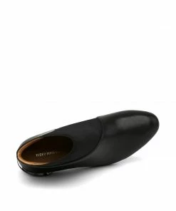 ISSEY MIYAKE X UN WOMEN Wrap Bootie Mid