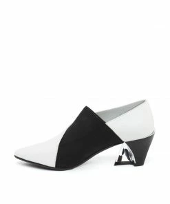 ISSEY MIYAKE X UN Wrap Mid WOMEN